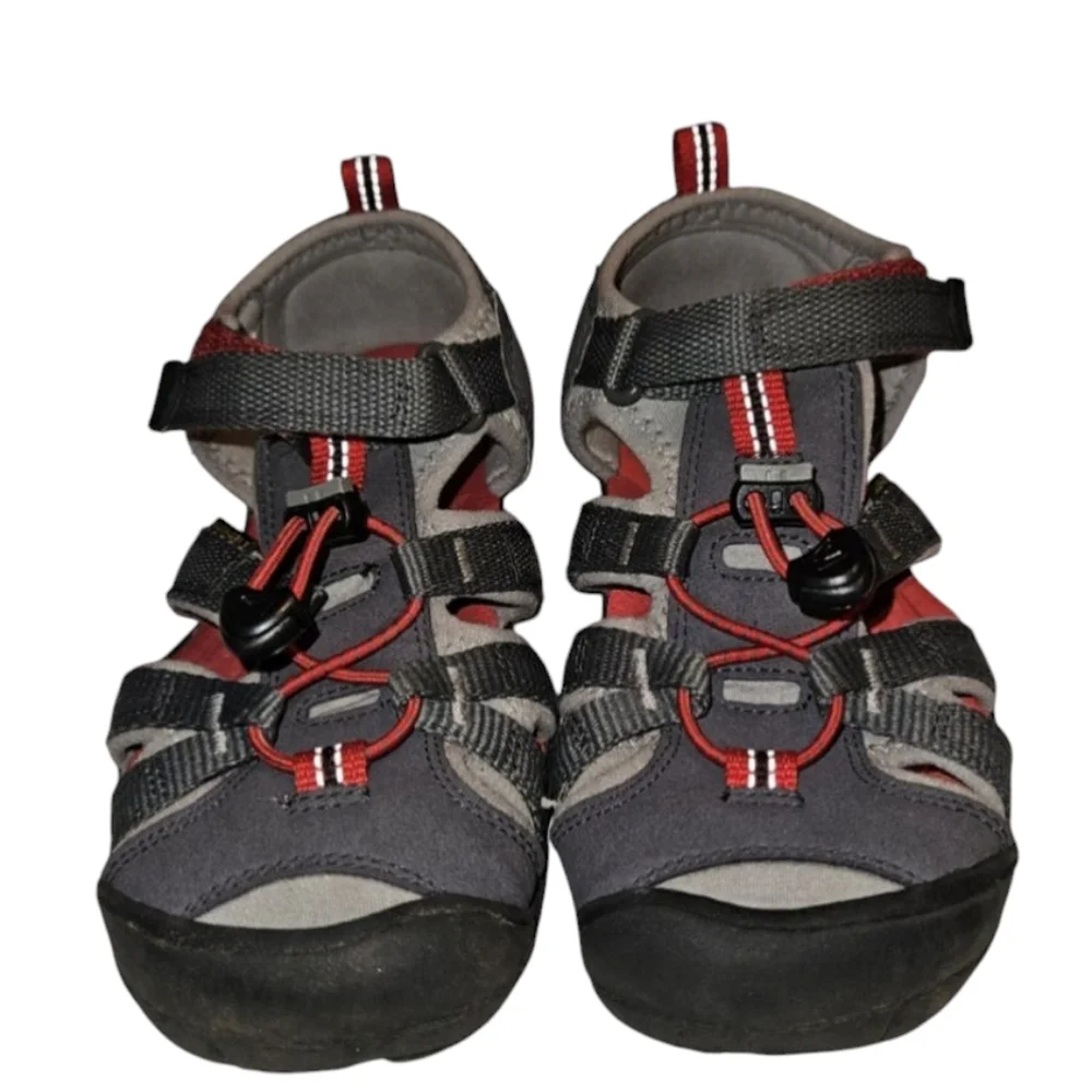 Keen (Keens) Seacamp CNX Sandals Boys Sz 2 Water Shoes